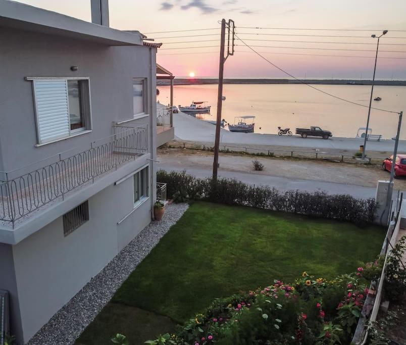 Apartament Phaos I Kyparissia Zewnętrze zdjęcie